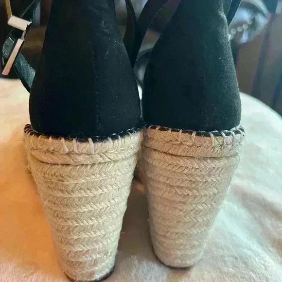 INC Black Wedges Women’s SZ 7 - Picture 6 of 10